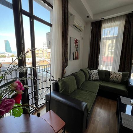 Cozy Apartment In The City Center Mtatsminda Tbilisi Exterior photo