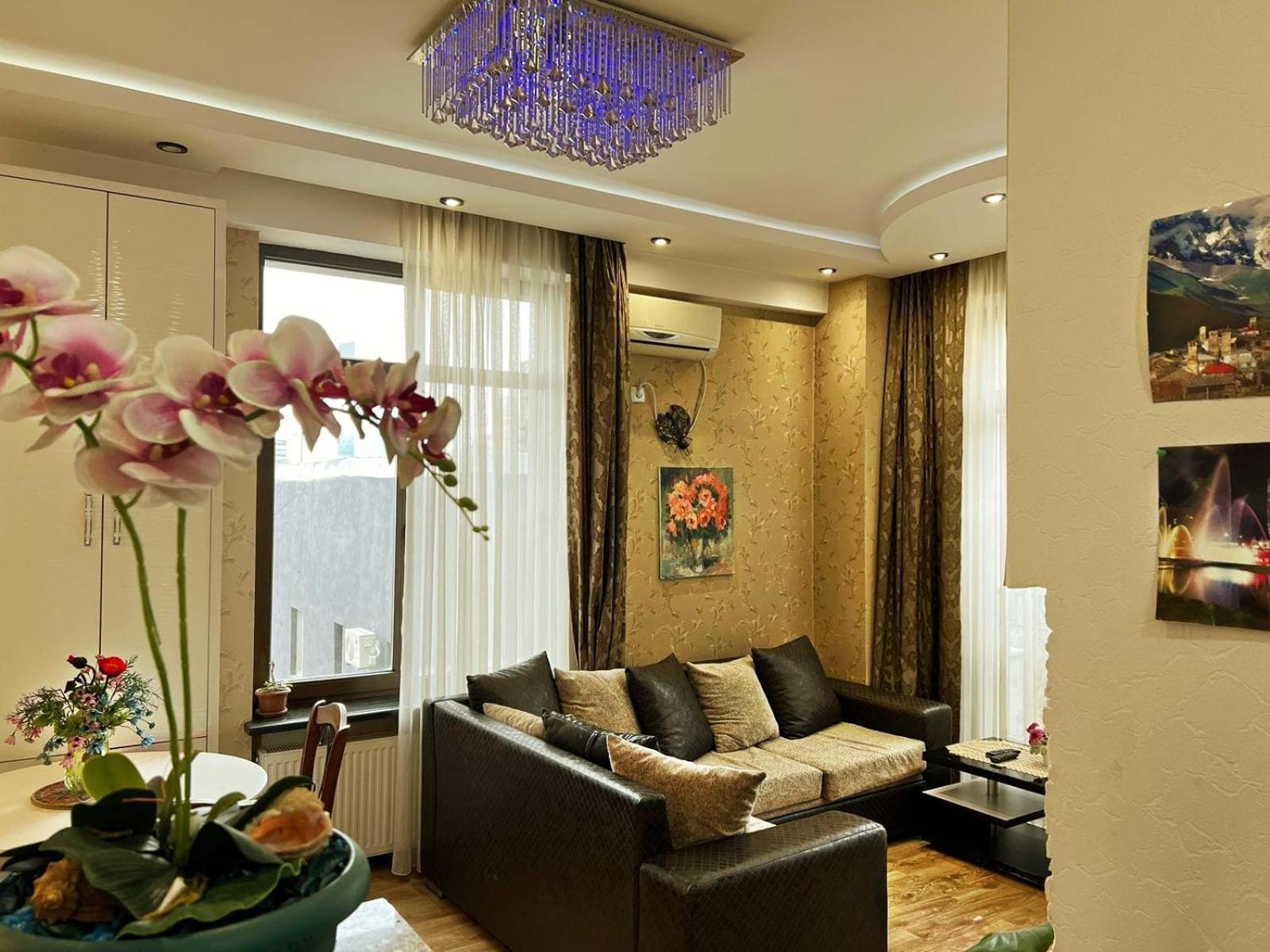 Cozy Apartment In The City Center Mtatsminda Tbilisi Exterior photo